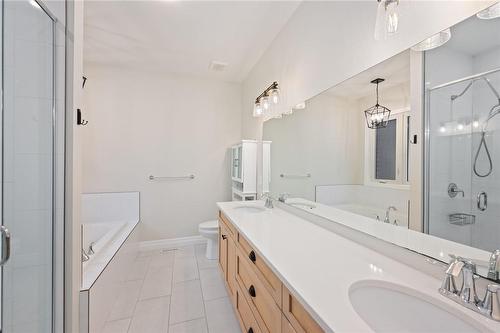 99 Renaissance Drive, St. Thomas, ON - Indoor Photo Showing Bathroom