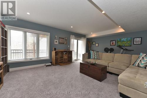 50 - 555 Sunningdale Road E, London, ON - Indoor Photo Showing Living Room