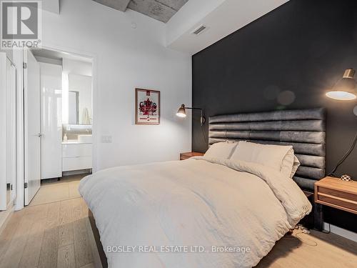 810 - 383 Sorauren Avenue, Toronto, ON - Indoor Photo Showing Bedroom