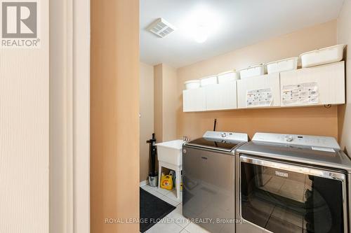 4219 Trailmaster Drive, Mississauga, ON - Indoor Photo Showing Laundry Room