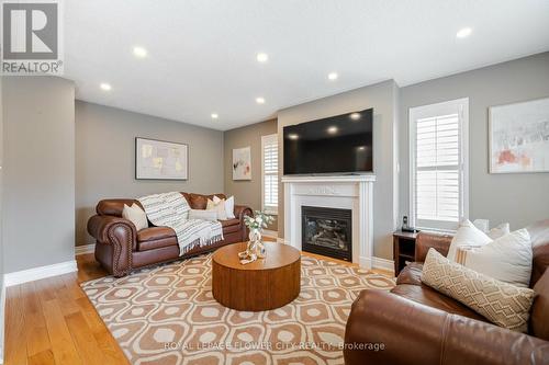 4219 Trailmaster Drive, Mississauga, ON - Indoor Photo Showing Living Room With Fireplace