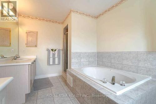 11 Allanhurst Crescent, Brampton, ON - Indoor Photo Showing Bathroom