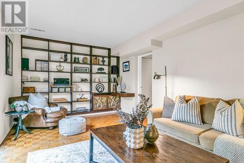 22 Stonedale Placeway, Toronto, ON - Indoor Photo Showing Living Room