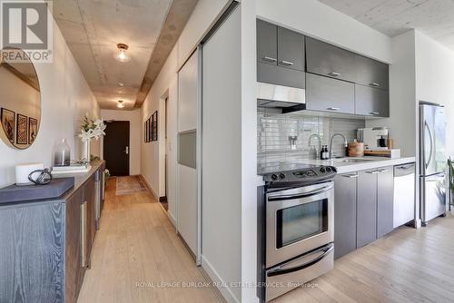 730 - 55 Stewart Street, Toronto, ON - Indoor Photo Showing Kitchen With Stainless Steel Kitchen With Upgraded Kitchen