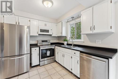 35 Lyndale Crescent, Clarington, ON - Indoor Photo Showing Kitchen With Double Sink