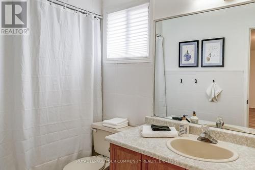 57 Largo Cres, Vaughan, ON - Indoor Photo Showing Bathroom