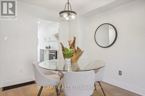 30 - 365 Tailfeather Crescent, Mississauga, ON - Indoor Photo Showing Dining Room