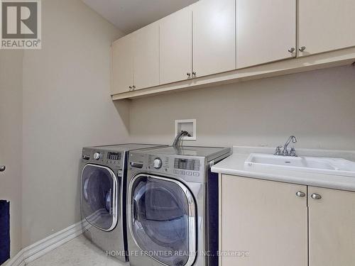 291 Byng Avenue, Toronto, ON - Indoor Photo Showing Laundry Room