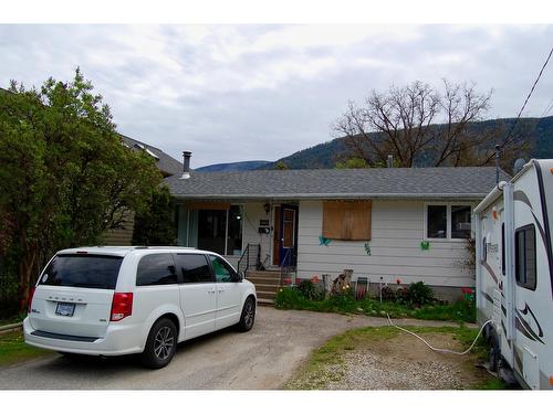 1511 Robertson Avenue, Nelson, BC - Outdoor