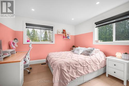 5446 Newtonville Road, Clarington, ON - Indoor Photo Showing Bedroom