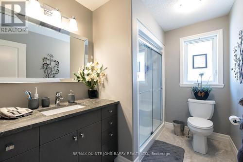 33 Chelford Crescent, Belleville, ON - Indoor Photo Showing Bathroom
