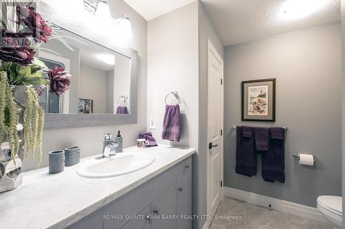 33 Chelford Crescent, Belleville, ON - Indoor Photo Showing Bathroom