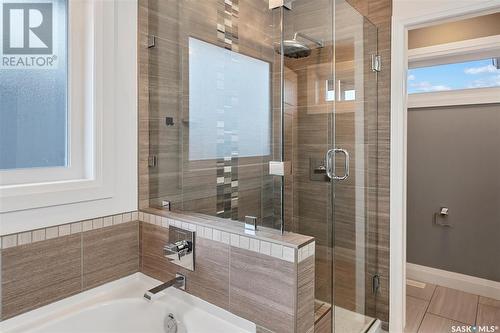 582 Atton Lane, Saskatoon, SK - Indoor Photo Showing Bathroom