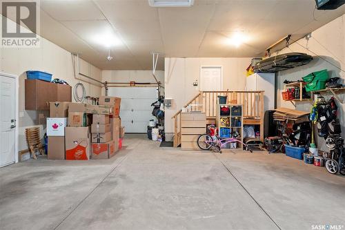 582 Atton Lane, Saskatoon, SK - Indoor Photo Showing Garage