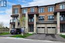 201 Vermont Avenue, Newmarket, ON  - Outdoor With Facade 