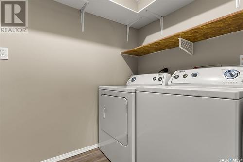 6551 Rochdale Boulevard, Regina, SK - Indoor Photo Showing Laundry Room