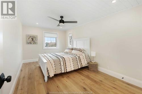 310 Lakeview Avenue, Kingsville, ON - Indoor Photo Showing Bedroom