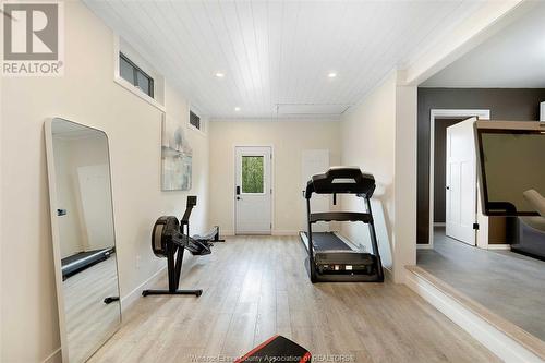 310 Lakeview Avenue, Kingsville, ON - Indoor Photo Showing Gym Room