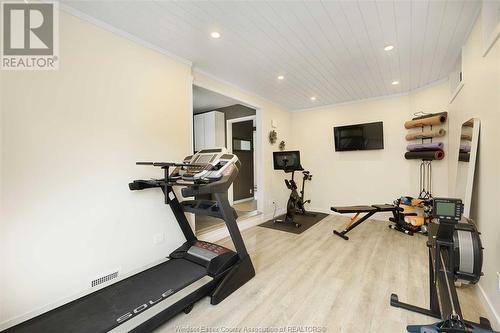 310 Lakeview Avenue, Kingsville, ON - Indoor Photo Showing Gym Room