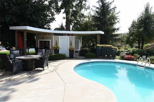 100 Stone Church Road E, Hamilton, ON - Outdoor With In Ground Pool