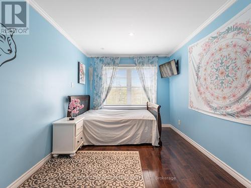 744 Arthur Street, Newmarket, ON - Indoor Photo Showing Bedroom