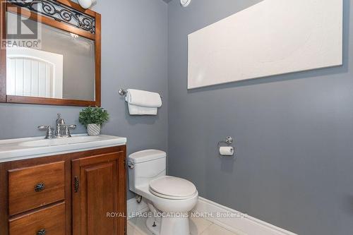 18 Westbury Road, Wasaga Beach, ON - Indoor Photo Showing Bathroom