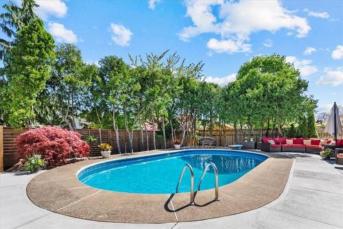 83 Dorchester Drive, Grimsby, ON - Outdoor With In Ground Pool With Backyard