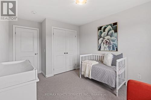 7137 Parsa Street, Niagara Falls, ON - Indoor Photo Showing Bedroom