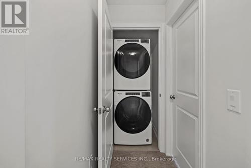 7137 Parsa Street, Niagara Falls, ON - Indoor Photo Showing Laundry Room