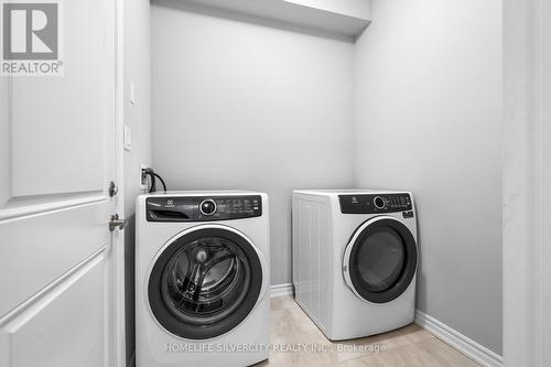 51 Mclaughlin Street, Welland, ON - Indoor Photo Showing Laundry Room