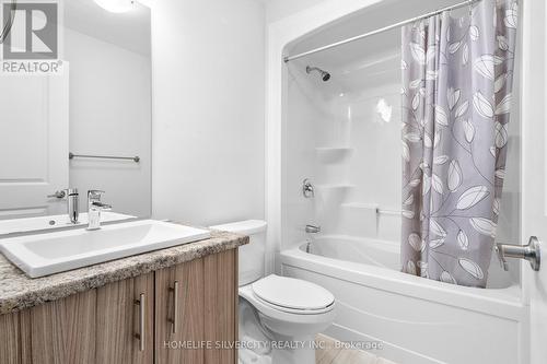 51 Mclaughlin Street, Welland, ON - Indoor Photo Showing Bathroom