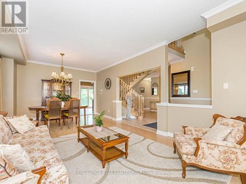 7 Vantagebrook Court, Caledon, ON - Indoor Photo Showing Living Room With Fireplace