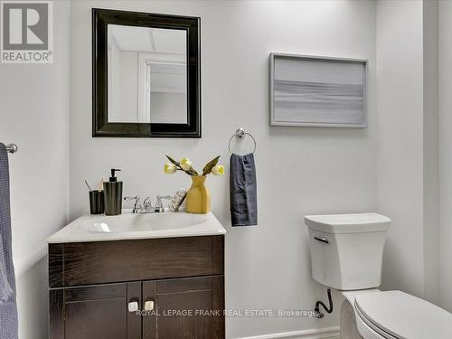 17 Madill Crescent, Kawartha Lakes, ON - Indoor Photo Showing Bathroom