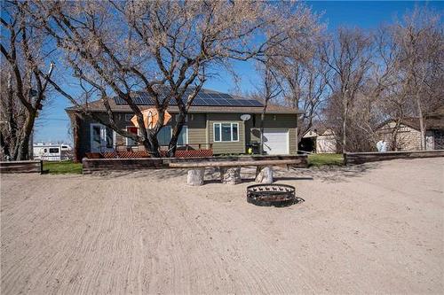 36 Vincent Rd, Lundar, MB 