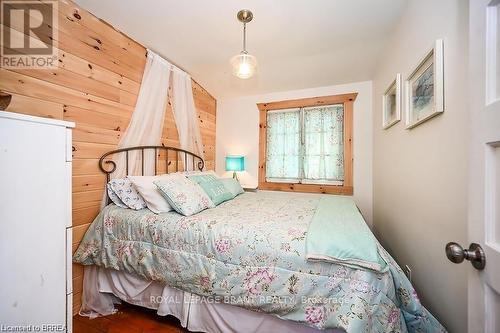 57 Erie Boulevard, Norfolk, ON - Indoor Photo Showing Bedroom