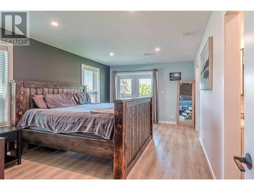 45 Fairmont Place, Coldstream, BC - Indoor Photo Showing Bedroom