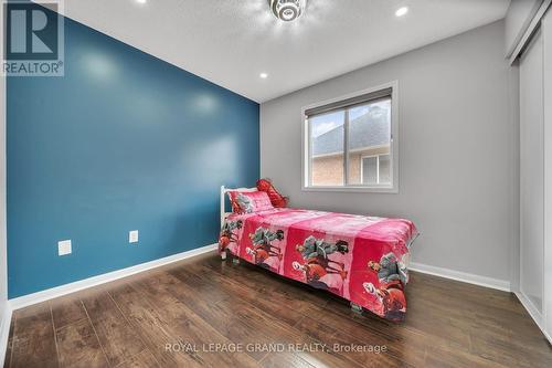 4086 Donnic Drive, Burlington, ON - Indoor Photo Showing Bedroom