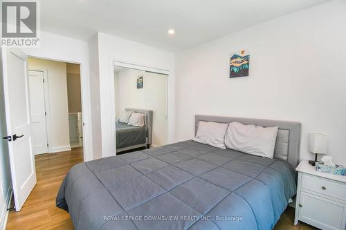 694 Broadview Avenue, Orillia, ON - Indoor Photo Showing Bedroom