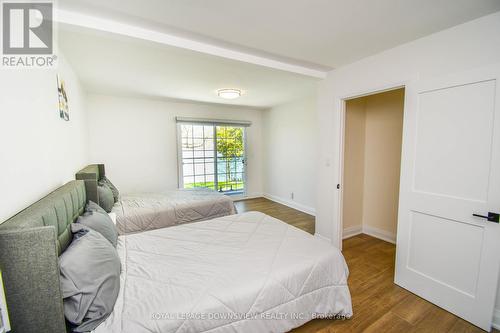 694 Broadview Avenue, Orillia, ON - Indoor Photo Showing Bedroom