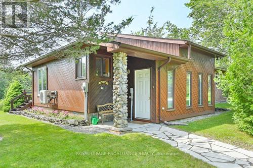 1156 Christian Road, Prince Edward County (Bloomfield), ON - Outdoor