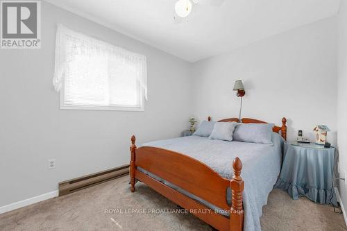 1156 Christian Road, Prince Edward County, ON - Indoor Photo Showing Bedroom