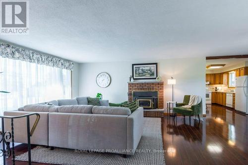 13246 Loyalist Parkway, Prince Edward County, ON - Indoor Photo Showing Living Room With Fireplace