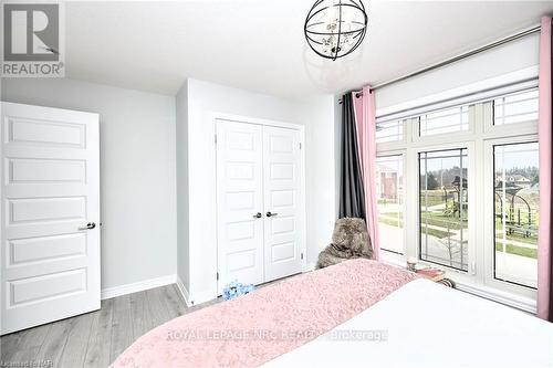 31 Bergenstein Crescent, Pelham, ON - Indoor Photo Showing Bedroom