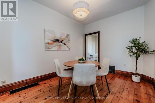 110 Harris Street, Guelph, ON - Indoor Photo Showing Dining Room