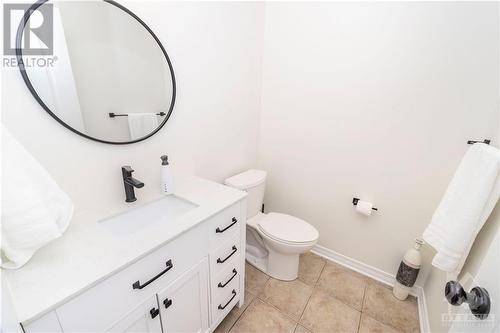 11 Witherspoon Crescent, Ottawa, ON - Indoor Photo Showing Bathroom