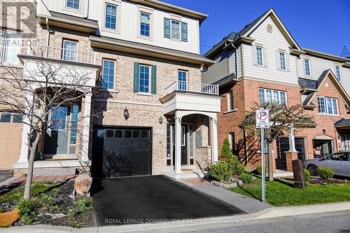 35 Magpie Way, Whitby, ON - Outdoor With Facade