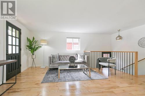 26 Medhurst Road, Toronto, ON - Indoor Photo Showing Living Room