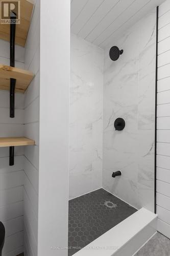 36 Ontario Street, Prince Edward County, ON - Indoor Photo Showing Bathroom
