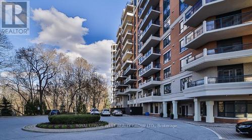 509 - 2 Aberfoyle Crescent, Toronto, ON - Outdoor With Balcony With Facade