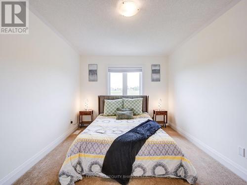 235 Woodbine Avenue, Kitchener, ON - Indoor Photo Showing Bedroom
